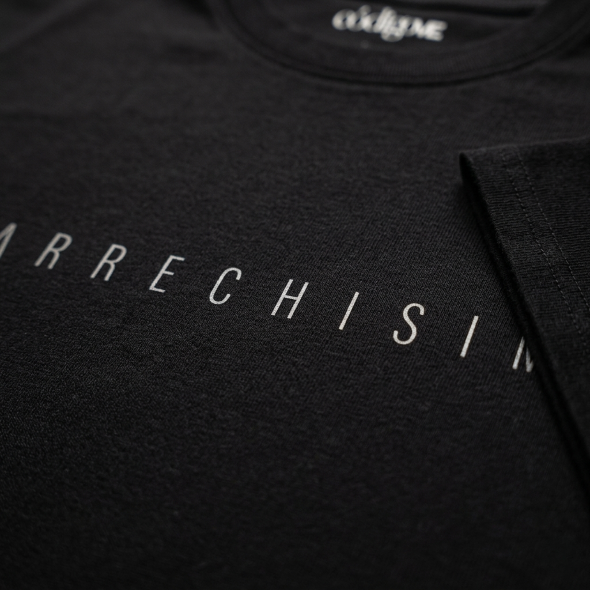 Arrechisimo Unisex Black Tee